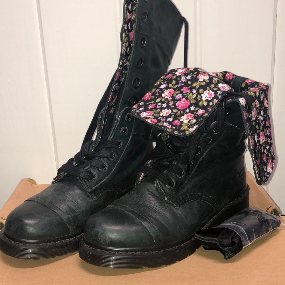 Dr. Martens Triumph Boot Black Size 10 Women’s